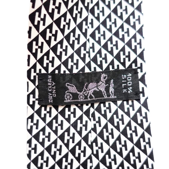 HERMES Necktie Skinny Tie Black & White 100% Silk Geometric France 5446 NWOT - Picture 5 of 6